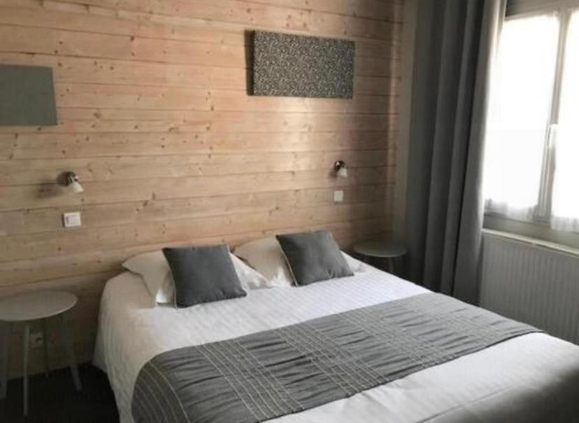 Hotel La Petite Auberge Ares Kültér fotó